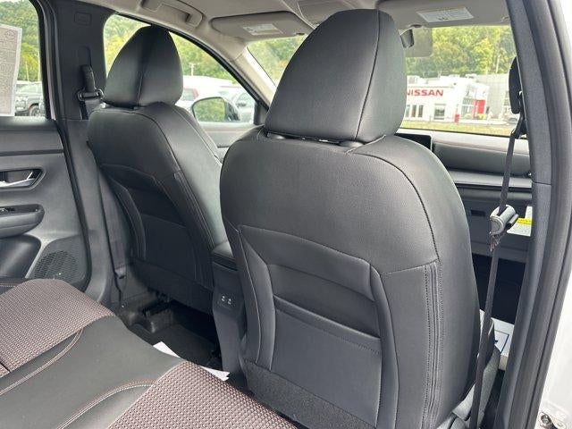 2026 Nissan Kicks SR AWD