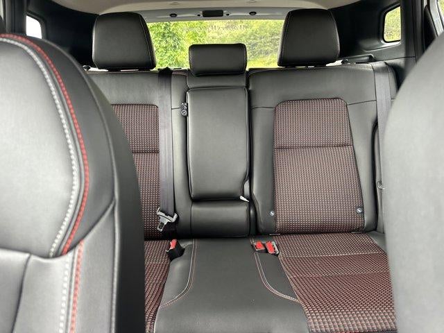 2026 Nissan Kicks SR AWD