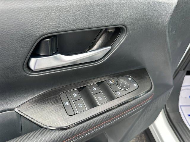 2026 Nissan Kicks SR AWD