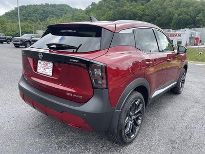 2026 Nissan Kicks SR AWD
