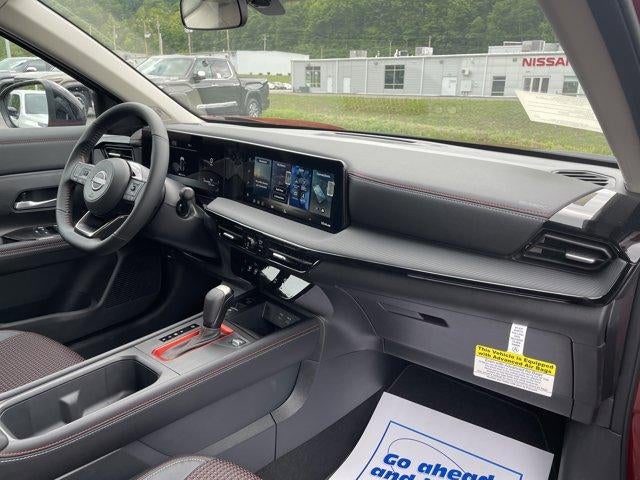 2026 Nissan Kicks SR AWD