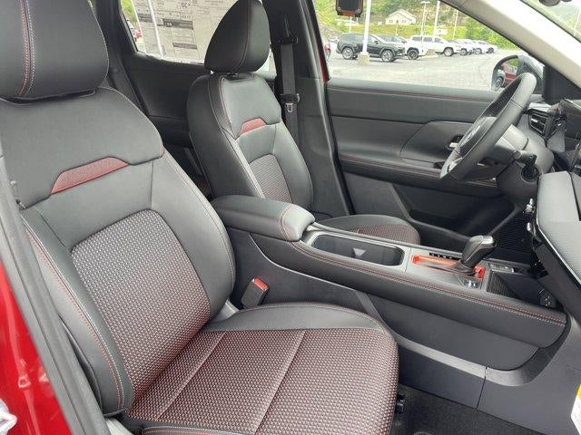 2026 Nissan Kicks SR AWD