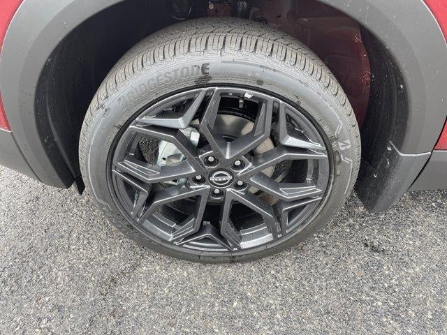 2026 Nissan Kicks SR AWD