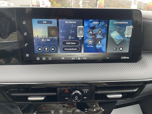 2026 Nissan Kicks SR AWD