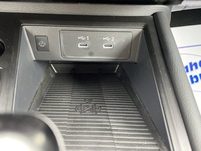 2026 Nissan Kicks SR AWD