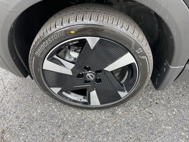 2026 Nissan Kicks SR AWD