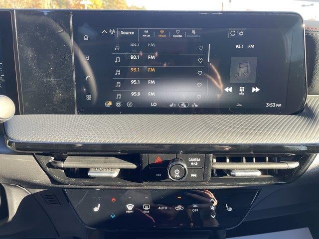 2026 Nissan Kicks SR AWD