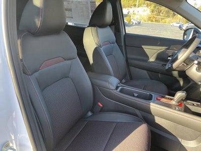 2026 Nissan Kicks SR AWD