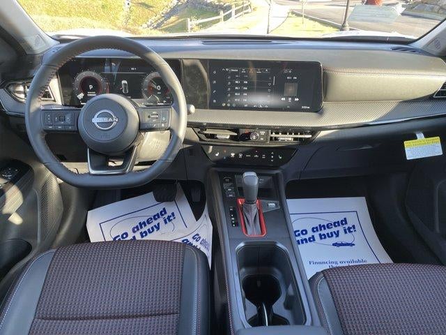 2026 Nissan Kicks SR AWD