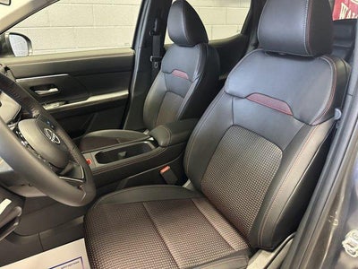 2026 Nissan Kicks SR AWD