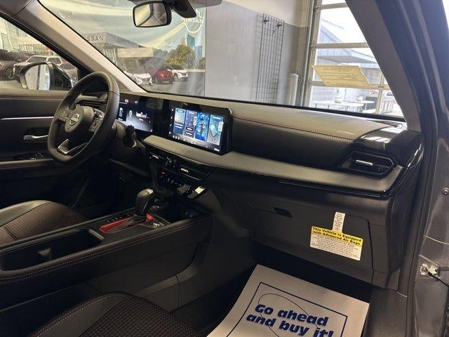 2026 Nissan Kicks SR AWD