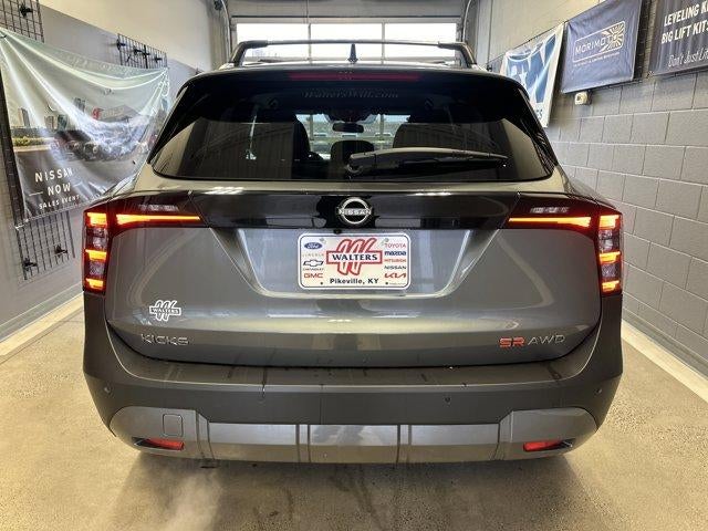 2026 Nissan Kicks SR AWD