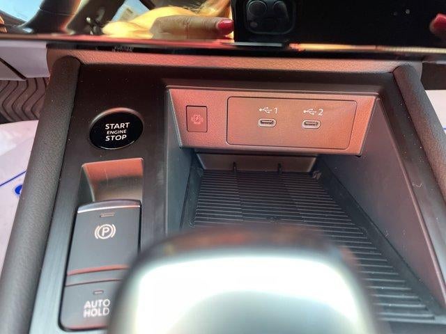 2025 Nissan Kicks SR AWD