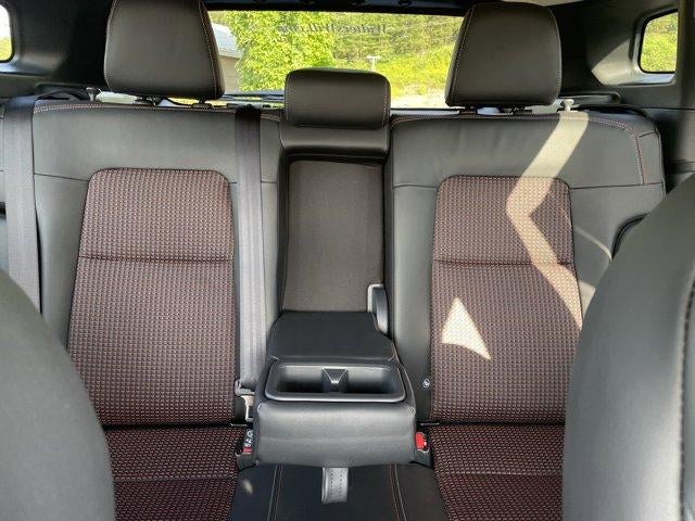 2025 Nissan Kicks SR AWD