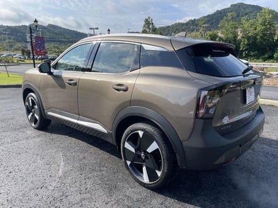 2025 Nissan Kicks SR AWD