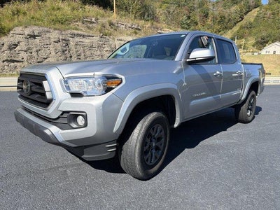 2023 Toyota Tacoma 4WD 4WD SR5 Double Cab 5' Bed V6 AT (Natl)