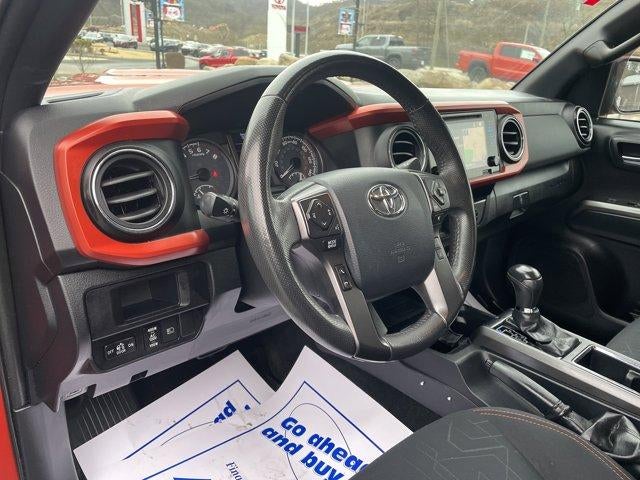 2018 Toyota Tacoma TRD Sport Double Cab 5' Bed V6 4x4 AT (Natl)