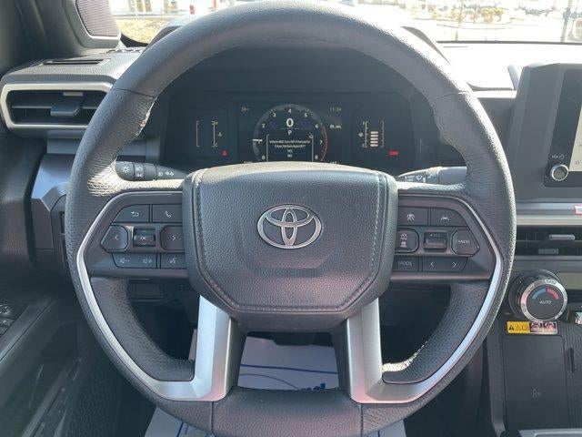 2025 Toyota Tacoma 4WD 4WD SR5 Double Cab 5' Bed AT (GS)