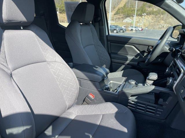 2025 Toyota Tacoma 4WD 4WD SR5 Double Cab 5' Bed AT (GS)