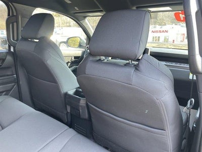 2025 Toyota Tacoma 4WD 4WD SR5 Double Cab 5' Bed AT (GS)