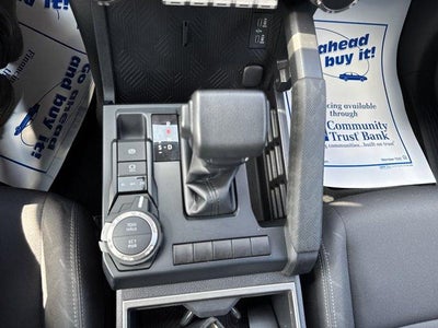 2024 Toyota Tacoma 4WD 4WD SR5 Double Cab 5' Bed AT (Natl)