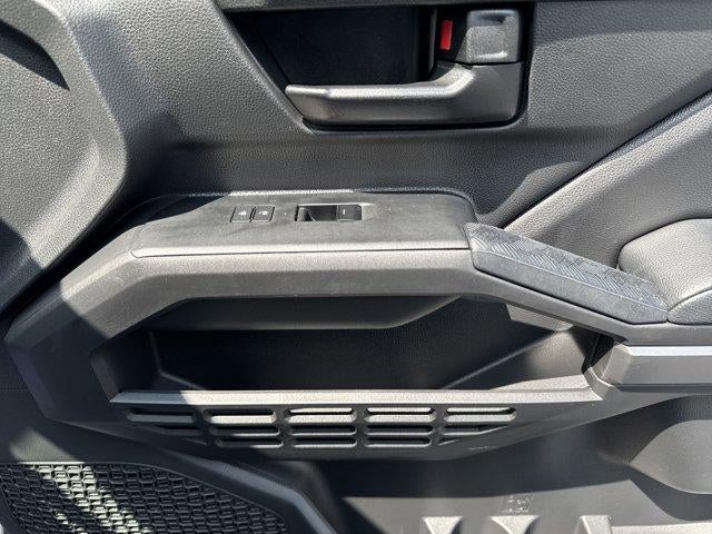 2024 Toyota Tacoma 4WD 4WD SR5 Double Cab 5' Bed AT (Natl)