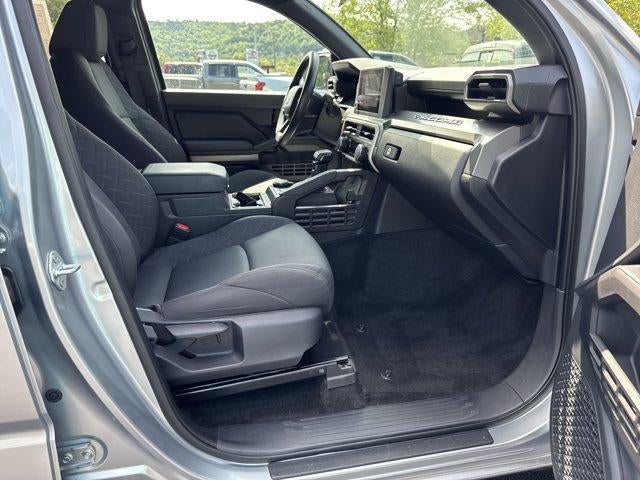 2024 Toyota Tacoma 4WD 4WD SR5 Double Cab 5' Bed AT (Natl)
