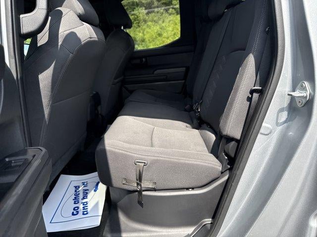 2024 Toyota Tacoma 4WD 4WD SR5 Double Cab 5' Bed AT (Natl)