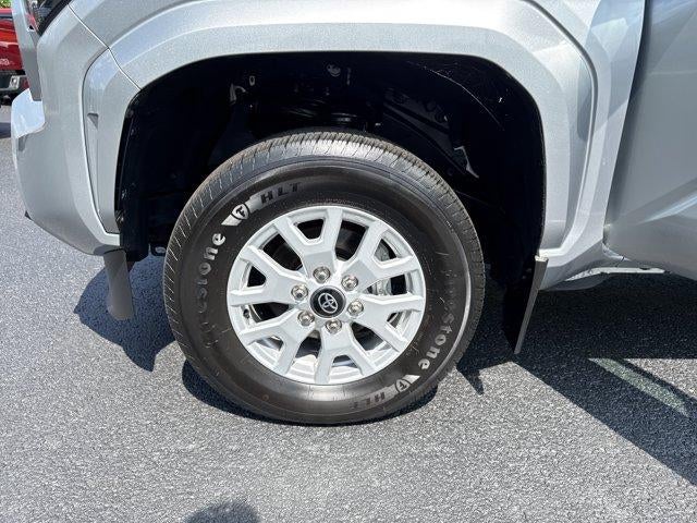 2024 Toyota Tacoma 4WD 4WD SR5 Double Cab 5' Bed AT (Natl)