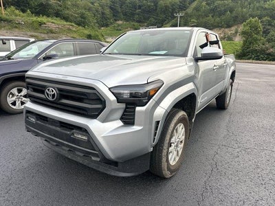 2024 Toyota Tacoma 4WD 4WD SR5 Double Cab 5' Bed AT (Natl)