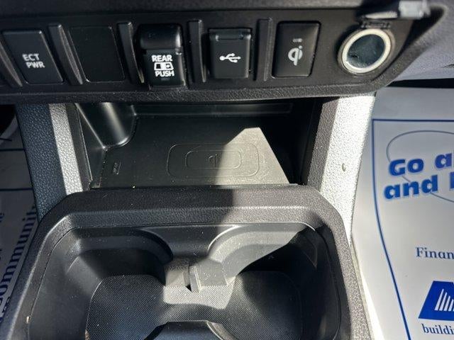 2022 Toyota Tacoma 4WD 4WD TRD Sport Double Cab 5' Bed V6 AT (Natl)