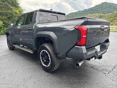 2024 Toyota Tacoma 4WD 4WD TRD Off Road Double Cab 5' Bed AT (Natl)