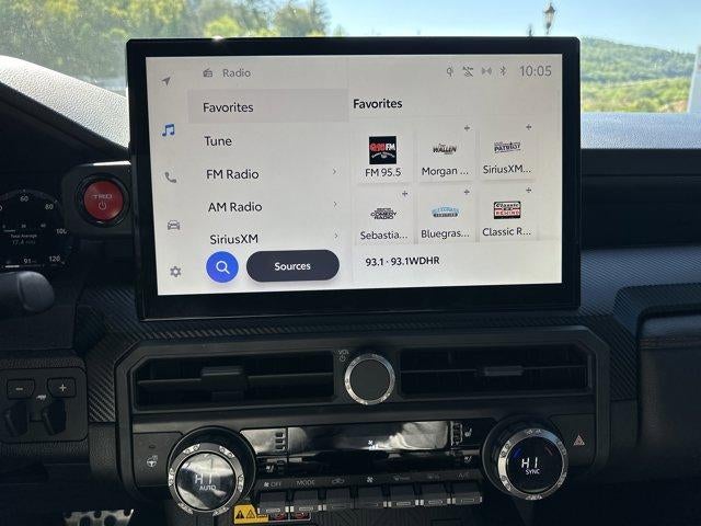2025 Toyota Tacoma 4WD 4WD TRD Pro Hybrid Double Cab 5' Bed AT (Natl)