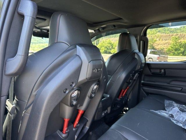 2025 Toyota Tacoma 4WD 4WD TRD Pro Hybrid Double Cab 5' Bed AT (Natl)