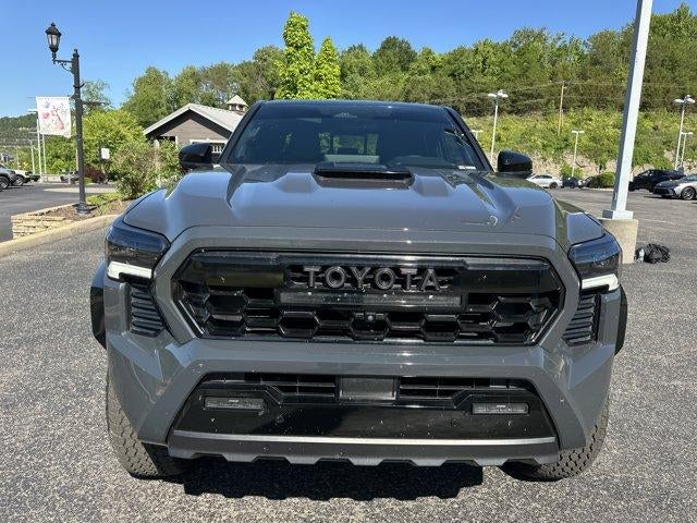 2025 Toyota Tacoma 4WD 4WD TRD Pro Hybrid Double Cab 5' Bed AT (Natl)