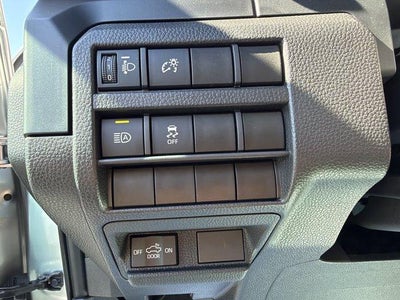 2025 Toyota Tacoma 4WD 4WD SR Double Cab 5' Bed AT (GS)