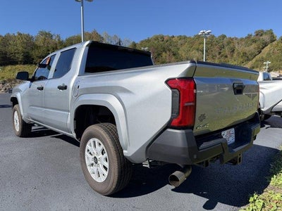2025 Toyota Tacoma 4WD 4WD SR Double Cab 5' Bed AT (GS)