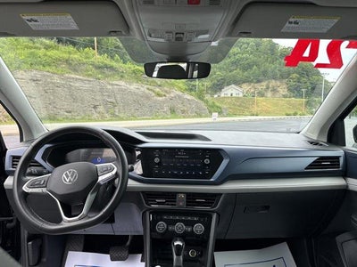 2024 Volkswagen Taos SE 4MOTION