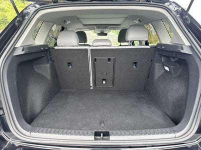 2024 Volkswagen Taos SE 4MOTION