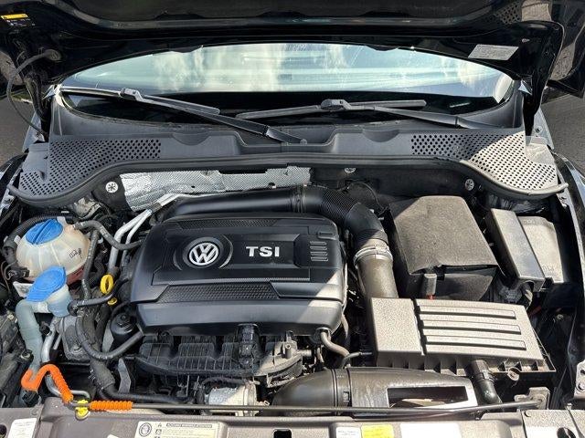 2014 Volkswagen Beetle 2dr Auto 1.8T Entry PZEV