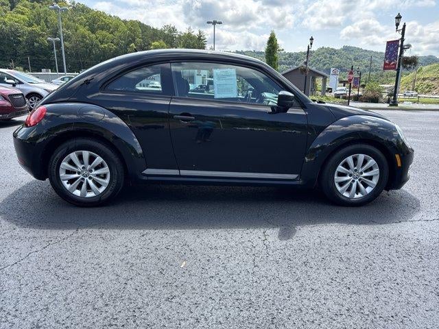 2014 Volkswagen Beetle 2dr Auto 1.8T Entry PZEV