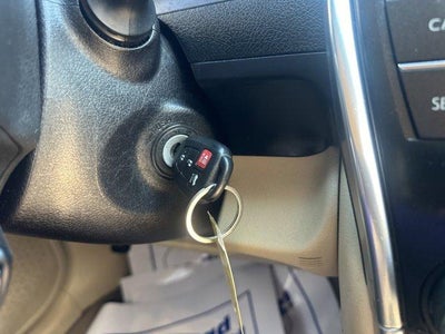 2015 Toyota Camry 4dr Sdn I4 Auto LE (SE)