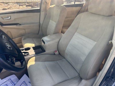 2015 Toyota Camry 4dr Sdn I4 Auto LE (SE)