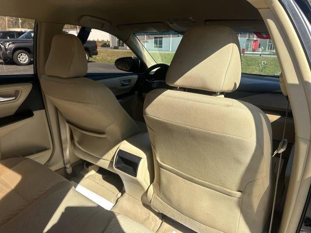 2015 Toyota Camry 4dr Sdn I4 Auto LE (SE)