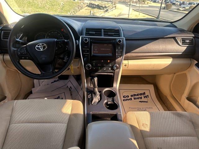 2015 Toyota Camry 4dr Sdn I4 Auto LE (SE)