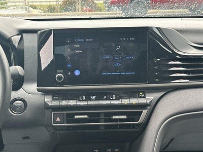 2025 Toyota Camry LE (Natl)