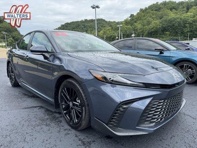 2026 Toyota Camry SE (Natl)