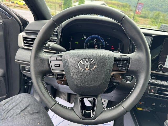 2026 Toyota Camry SE (Natl)