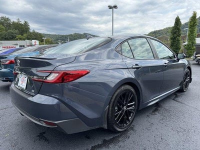 2026 Toyota Camry SE (Natl)