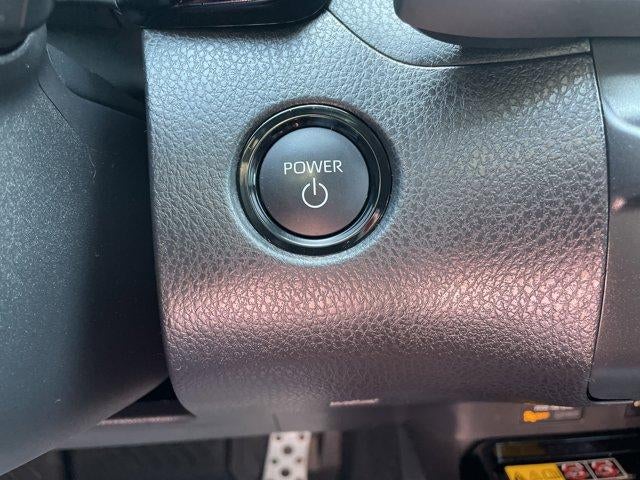 2025 Toyota Camry XSE (Natl)